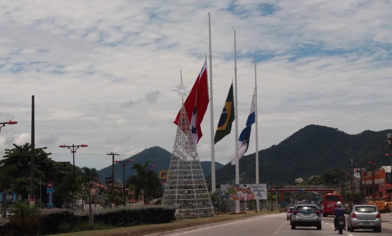 Governo Federal decreta luto oficial em todo território nacional 6 bandeiras meio mastro