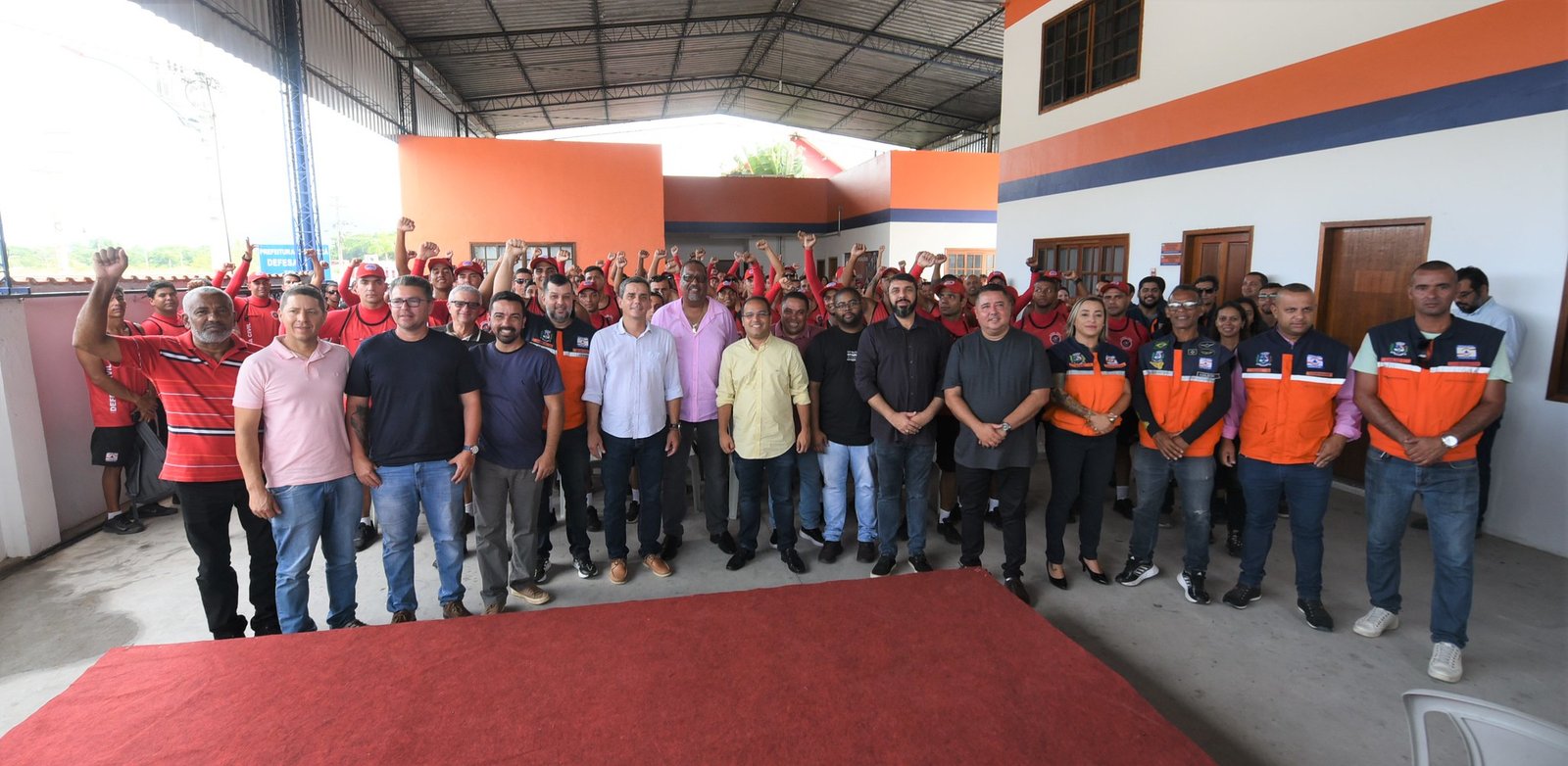 Prefeito Fabiano Horta anuncia reajuste de 100% no adicional de periculosidade da Defesa Civil 10 reajuste periculosidade defesa