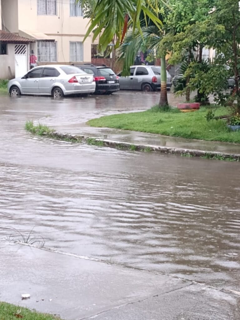 Maricá em estágio de atenção devido às chuvas; já há casas alagadas 12 mcmv itaipuacu