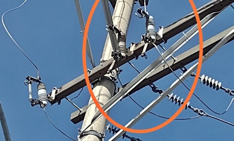 Maricá: Por problema simples, moradores ficam 40h sem energia elétrica 9 marica enel omissao