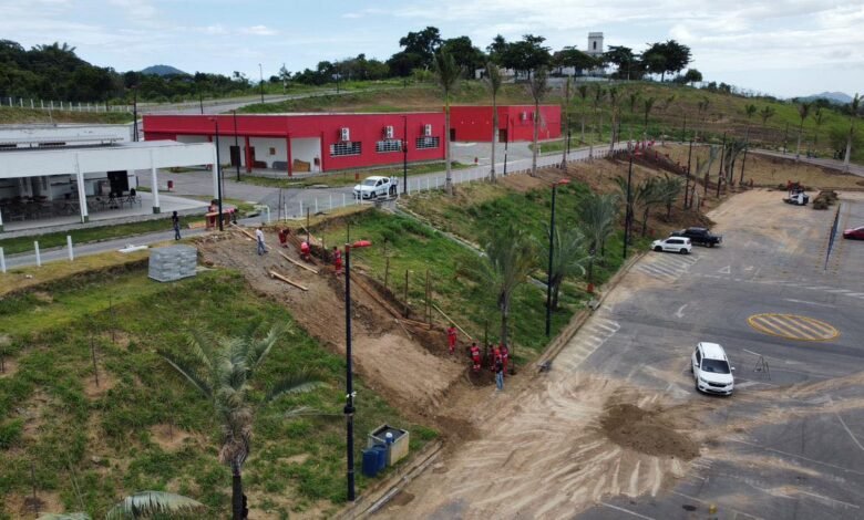 Maricá: Somar inicia construção de escadaria após pedidos de estudantes do IFF 9 escadaria