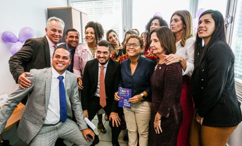 Alerj inaugura sala Lilás para atender mulheres vítimas de violência 10 sala roxa alerj