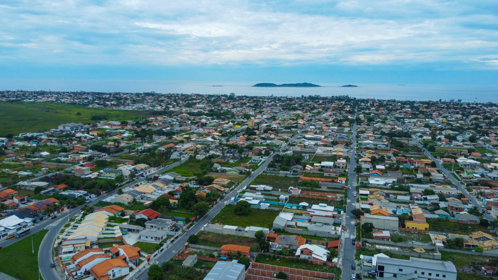 Jardim Atlântico Leste, bairro do distrito de Itaipuaçu, em Maricá. (foto: João Henrique / Maricá Info - Abril de 2023)