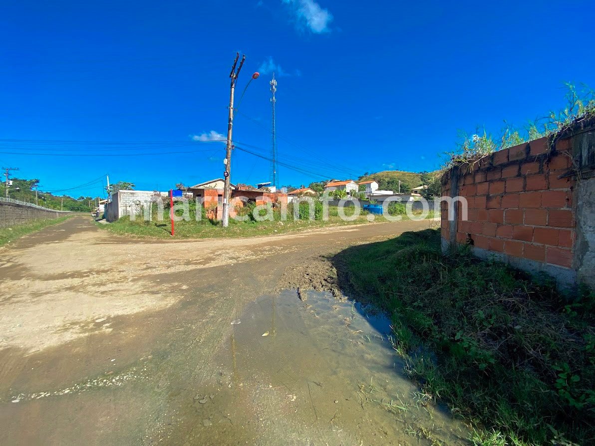 Maricá: Ponte é inaugurada no Caxito, restante do bairro segue no abandono 6 Esgoto Caxito Estancia