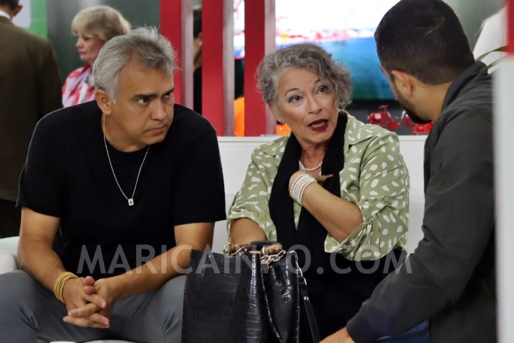 Maricá: Marcio Jardim é o novo Secretário de Educação, confira as mudanças 8 Marcio Jardim e Adriana Costa