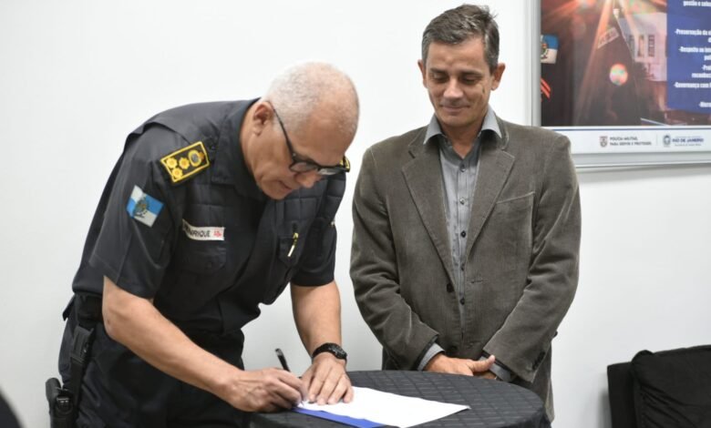 Maricá assina convênio para custear combustível da PM que atua na cidade 10 combustivel PM
