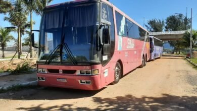 Maricá: Moradores denunciam desordem em Ponta Negra 5 onibus turismo ponta