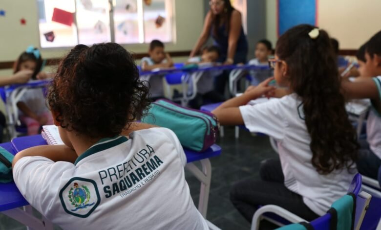 Saquarema: Inscrições para 400 vagas iniciam nesta terça-feira (03); salário é de R$2.477,44 6 saquarema escola
