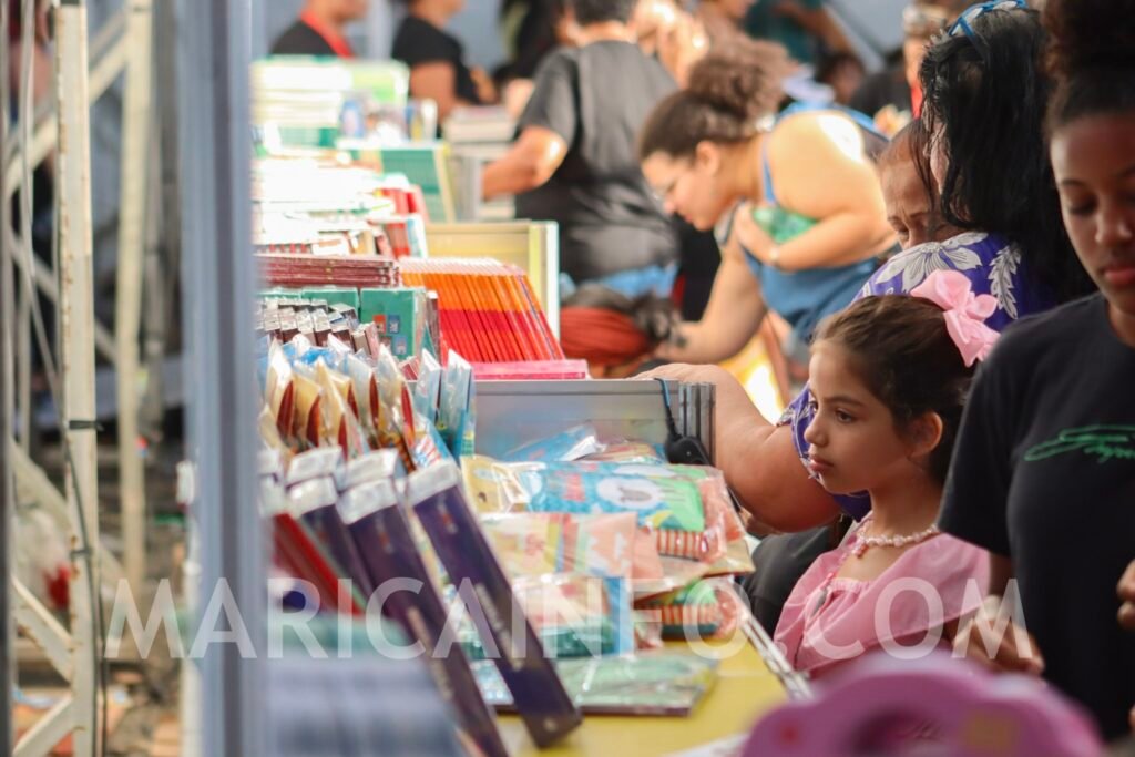 Maricá: FLIM continua até o próximo domingo; preço dos livros é alvo de reclamações 4 FLIM Festa Literaria Marica 2023 4