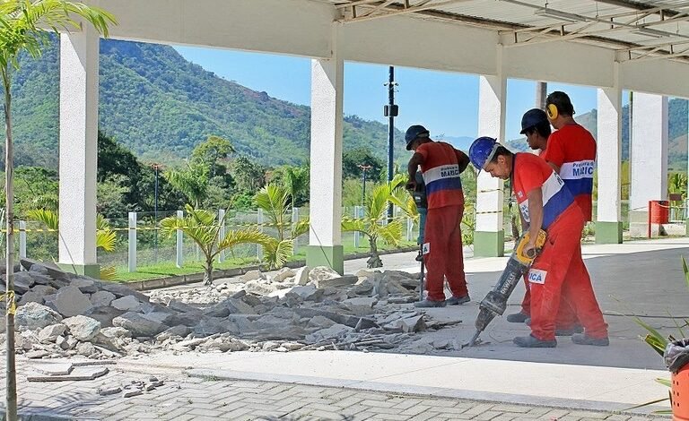 IFF Maricá: Iniciadas obras de reparo estrutural na área do futuro refeitório 5 IMG 0022