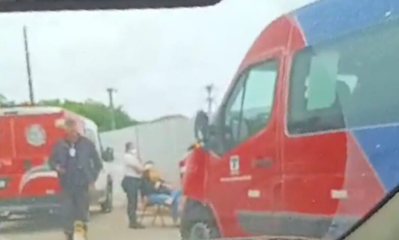 Acidente entre van e carro de passeio deixa 8 feridos em Maricá 5 IMG 0233