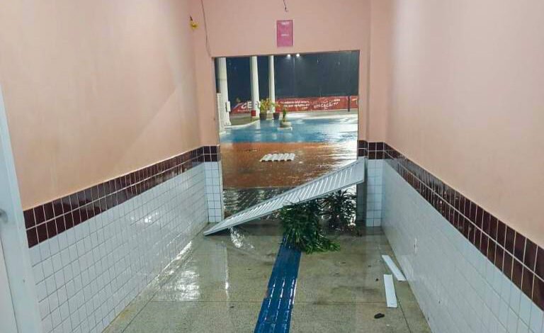 Itaipuaçu: Prefeitura suspende aulas no CEPT após danos causados por temporal 6 IMG 0415