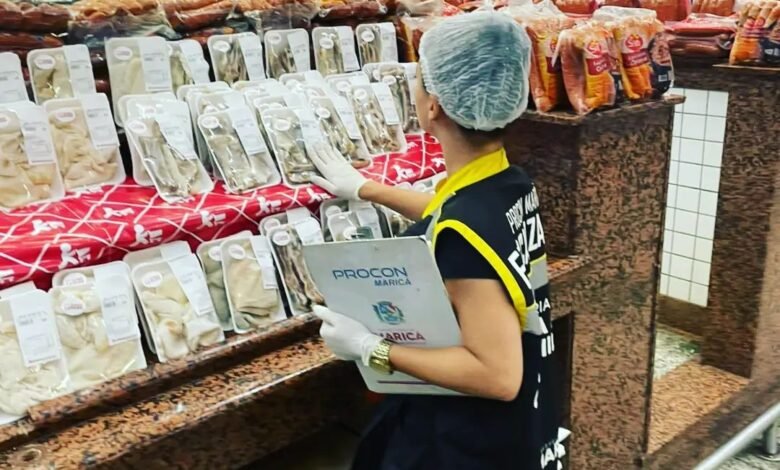 Maricá: Procon descarta 52 kg de carne em supermercado 7 procon acao inoa
