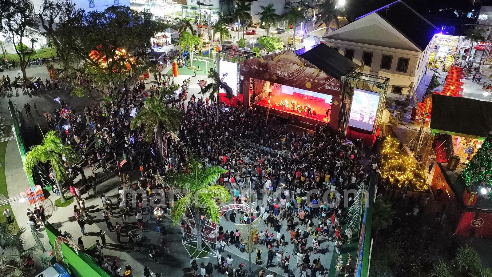 Maricá: Natal Iluminado é inaugurado com abertura na Praça Orlando de Barros Pimentel 9 IMG 1233