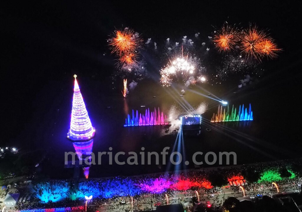 Maricá inaugura árvore flutuante com show das águas dançantes no Natal Iluminado 2023 12 IMG 6629