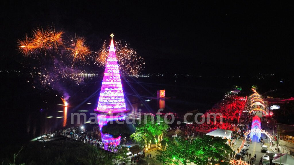 Maricá inaugura árvore flutuante com show das águas dançantes no Natal Iluminado 2023 11 IMG 6634