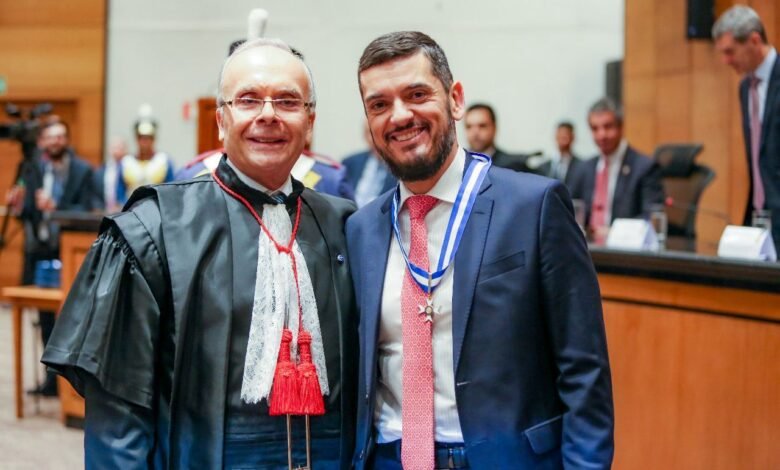 Presidente da Alerj, Rodrigo Bacellar, recebe colar do Mérito Judiciário 9 bacellar