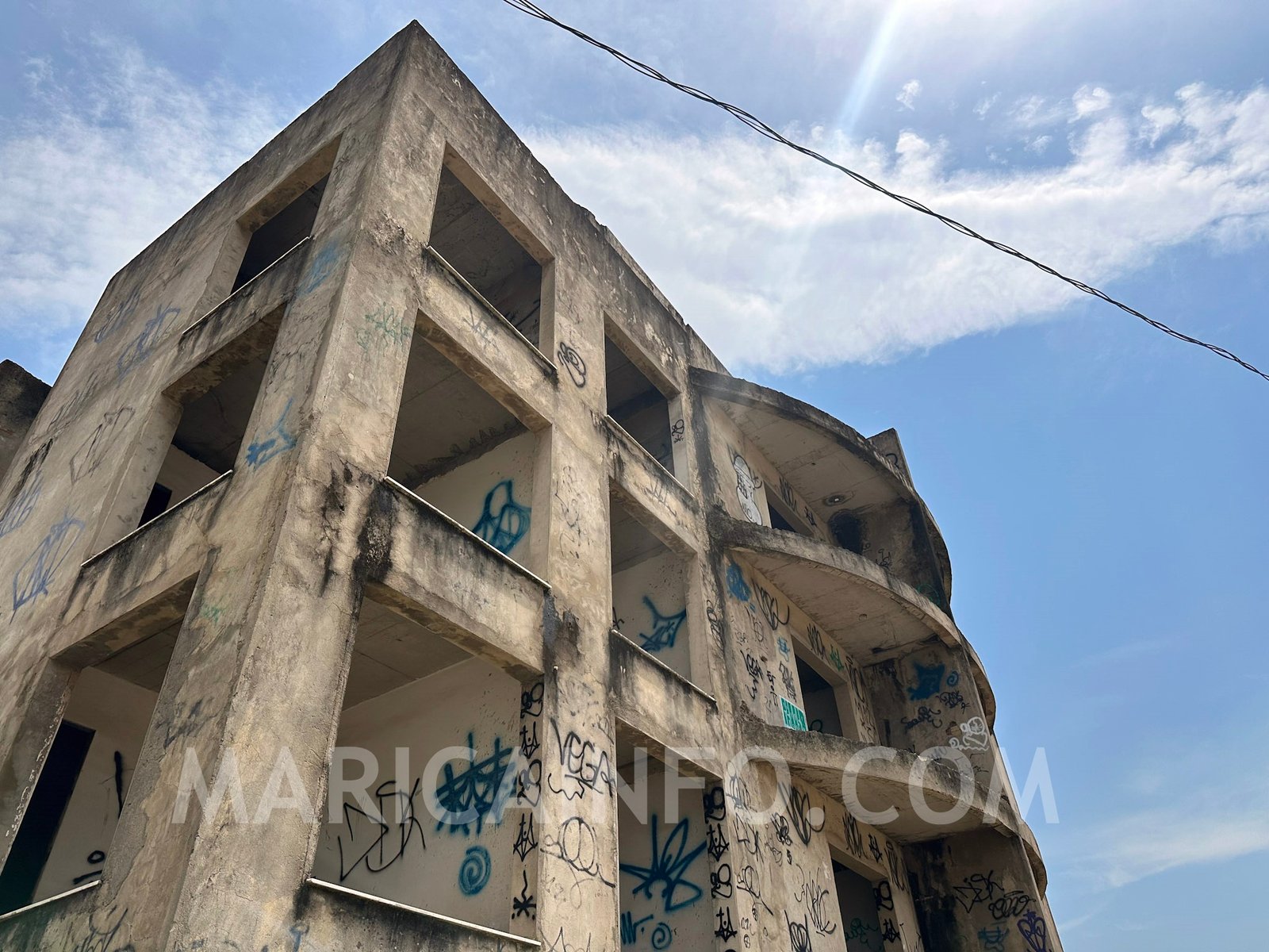 predio abandonado pn ponta negra esqueleto