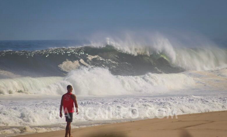 Ressaca atinge o litoral de Maricá com ondas de até 3 metros e alerta da Defesa Civil 12 Ressaca Litoral Marica Praias Ondas RJ 1