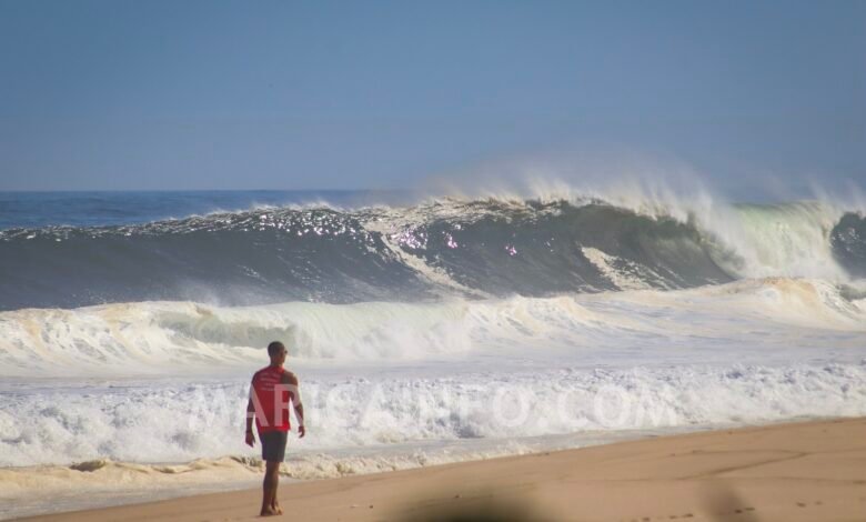 Maricá: Ondas podem passar de 2 metros na virada do ano; mudança no mar exige cuidado! 10 Ressaca Litoral Marica Praias Ondas RJ 2