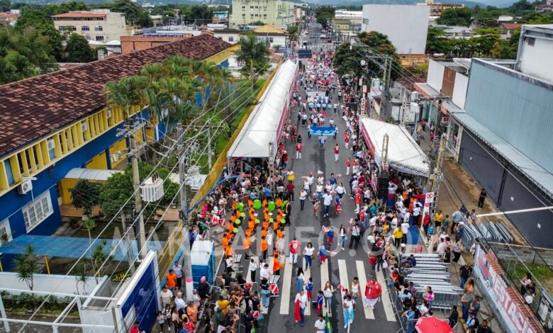 Maricá 210 anos: Desfile Cívico encerra comemorações nesta segunda-feira (27) reunindo milhares de moradores 6 Desfile Civico Marica 210 anos 1