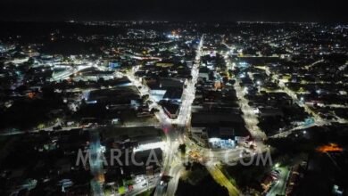 Projeto quer permitir acolhimento de pessoas em situação de rua com seus animais em Maricá (RJ); entenda 5 Centro Marica Noite Transito Ruas