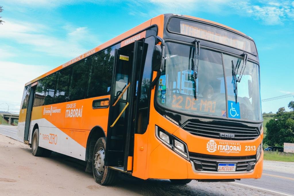 Itaboraí: Ônibus tarifa zero devem voltar a circular após decisão da justiça 1 Nova linha do onibus Tarifa Zero que liga Manilha ao Engenho Velho comeca a circular em Itaborai