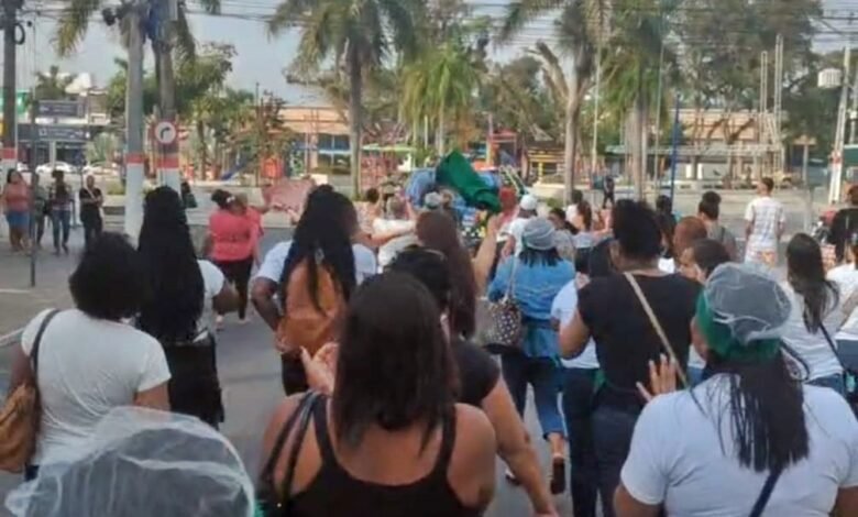 Maricá: Merendeiras fazem manifestação no Centro; entenda! 9 manifestacao merendeiras