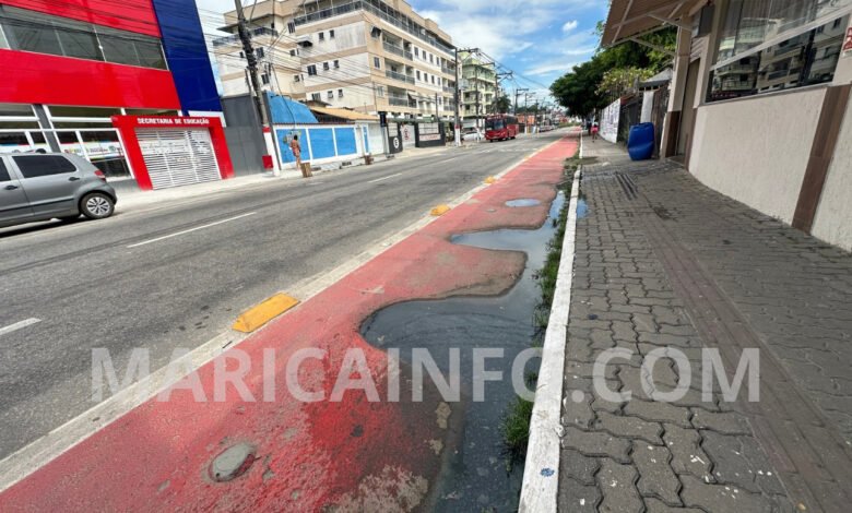 Maricá: Esgoto corre a céu aberto no Centro da cidade 7 IMG 9907