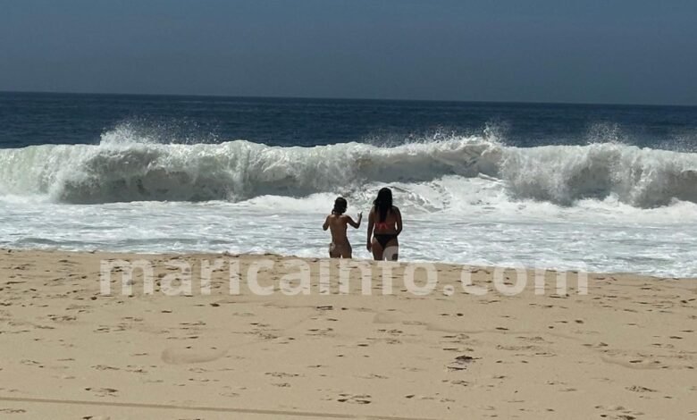 Fim de semana de mar agitado em Maricá (RJ); ondas podem chegar a 2 metros 9 ondas na praia