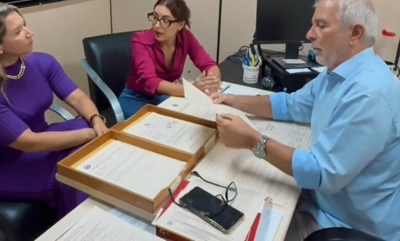 Maricá: Primeira-dama debate criação de Sala Lilás na 82ª DP 7 primeira dama