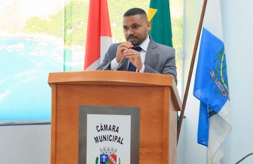 Maricá: Vereador Fabricinho propõe ampliação do Mumbuca Social para beneficiar idosos de baixa renda 10 vereador fabricinho marica