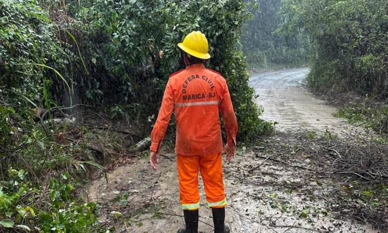 Defesa Civil de Maricá retorna ao estágio de Atenção após redução das chuvas 9 defesa civil estagio de atencao e1743946101210