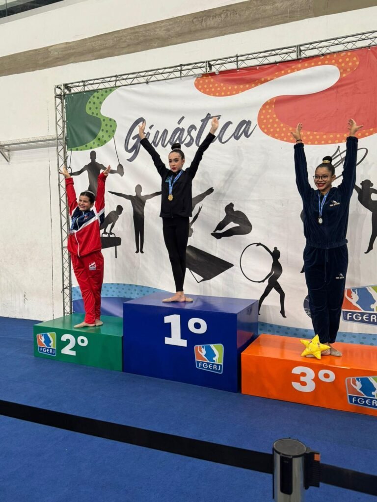 Atletas de Maricá conquistam medalhas em campeonato de ginástica rítmica 9 ginastic