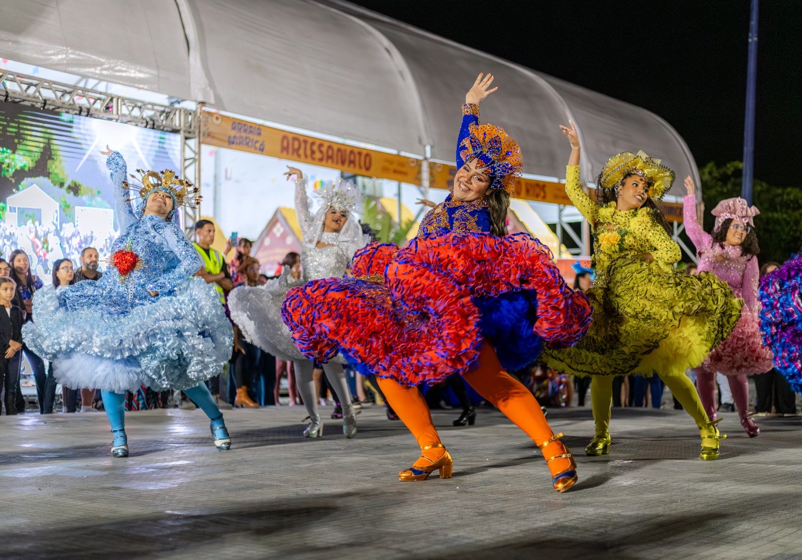 Arraiá de Maricá: Primeiro fim de semana leva música, quadrilhas e cultura popular à Barra; evento segue na próxima semana 1 arraia de marica 2025