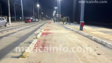 Ressaca provoca interdições na orla de Maricá; Defesa Civil reforça monitoramento em Ponta Negra 9 ondas avancam calcadao itaipuacu