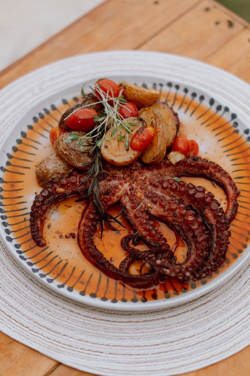 Restaurante Kanoa oferece experiência completa no Dia dos Pais com música, gastronomia e vista para o mar 10 3233eff5 85ba 4951 86ab b026edc222a2