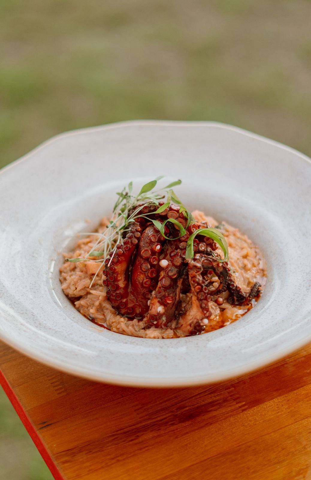 Restaurante Kanoa oferece experiência completa no Dia dos Pais com música, gastronomia e vista para o mar 15 641a39fa 37e7 41cc 9aba f1a6403875eb