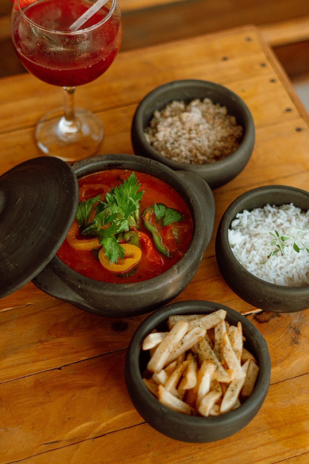 Restaurante Kanoa oferece experiência completa no Dia dos Pais com música, gastronomia e vista para o mar 13 ac242641 cf05 4fcf a89d 4d259280e717
