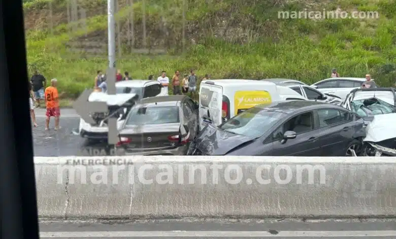 Maricá: Cinco pessoas ficam feridas em mega engavetamento envolvendo 18 veículos na RJ-106 9 acidente rj106 calaboca