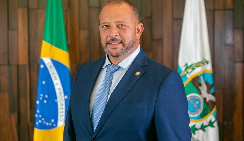 Delaroli pode assumir o Governo do Rio por uma semana; entenda o cenário 12 guilherme delaroli
