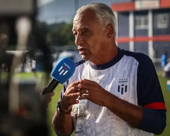 Maricá F.C encara o Fluminense no Maracanã e tenta seguir vivo no Campeonato Carioca 2026 10 Idolo da Maquina Tricolor Bufalo Gil atual coordenador tecnico do Tsunami ira reencontrar o antigo time no palco onde brilhou nos anos 70