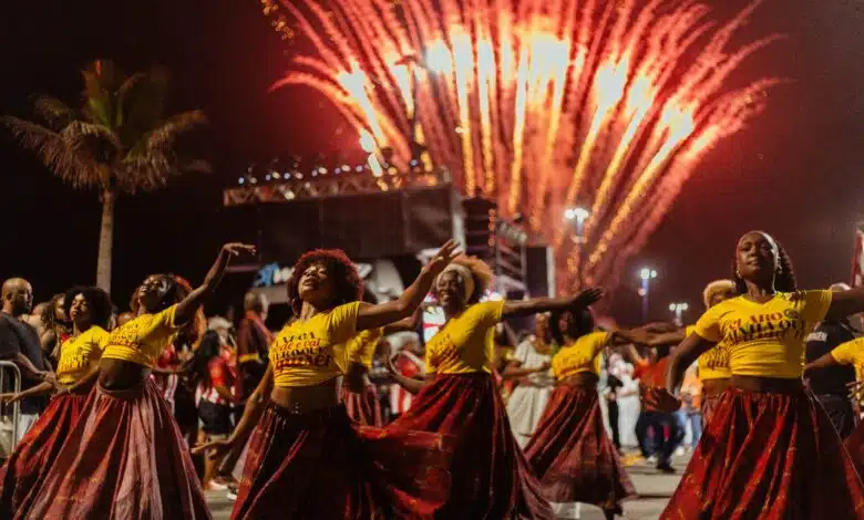 União de Maricá celebra título da Série Ouro com desfile na orla de Itaipuaçu neste domingo (22) 11 Ultimo ensaio da Uniao de Marica em Itaipuacu