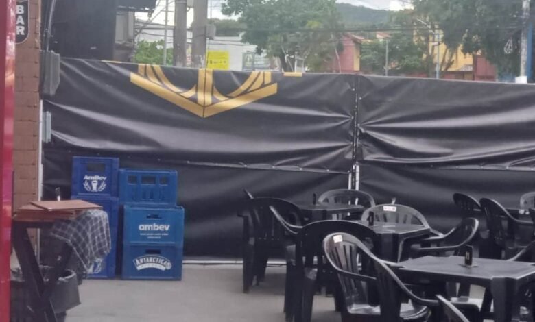 Maricá: Passagem bloqueada na praça central vira alvo de fiscalização municipal 9 WhatsApp Image 2026 02 07 at 13.27.57 e1770490953583