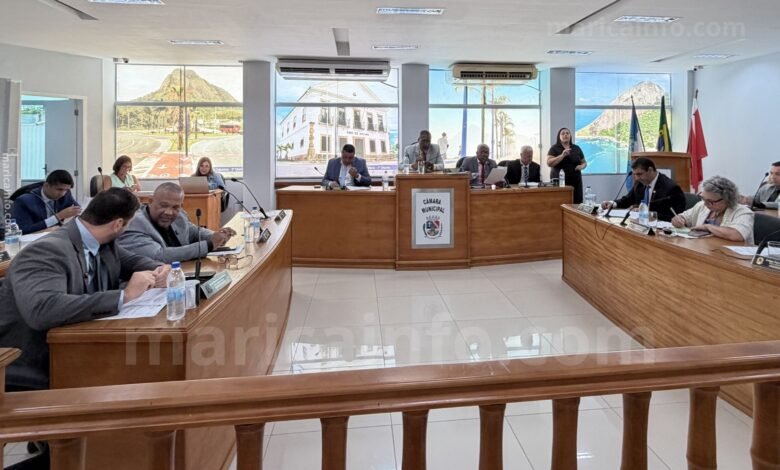 Câmara de Maricá retoma sessões após recesso, mas adia votações por falta de análise nas comissões 17 vereadores sessao marica 24 02 26
