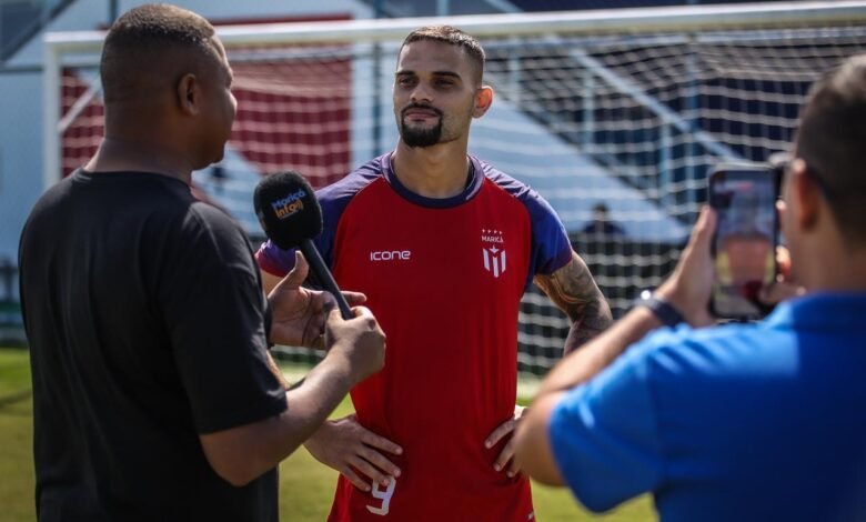 Pablo Thomaz faz história, vira maior artilheiro do Maricá FC e embala nova fase do Tsunami 14 Pablo Thomaz entrevista Marica Info 2026 e1776302608979