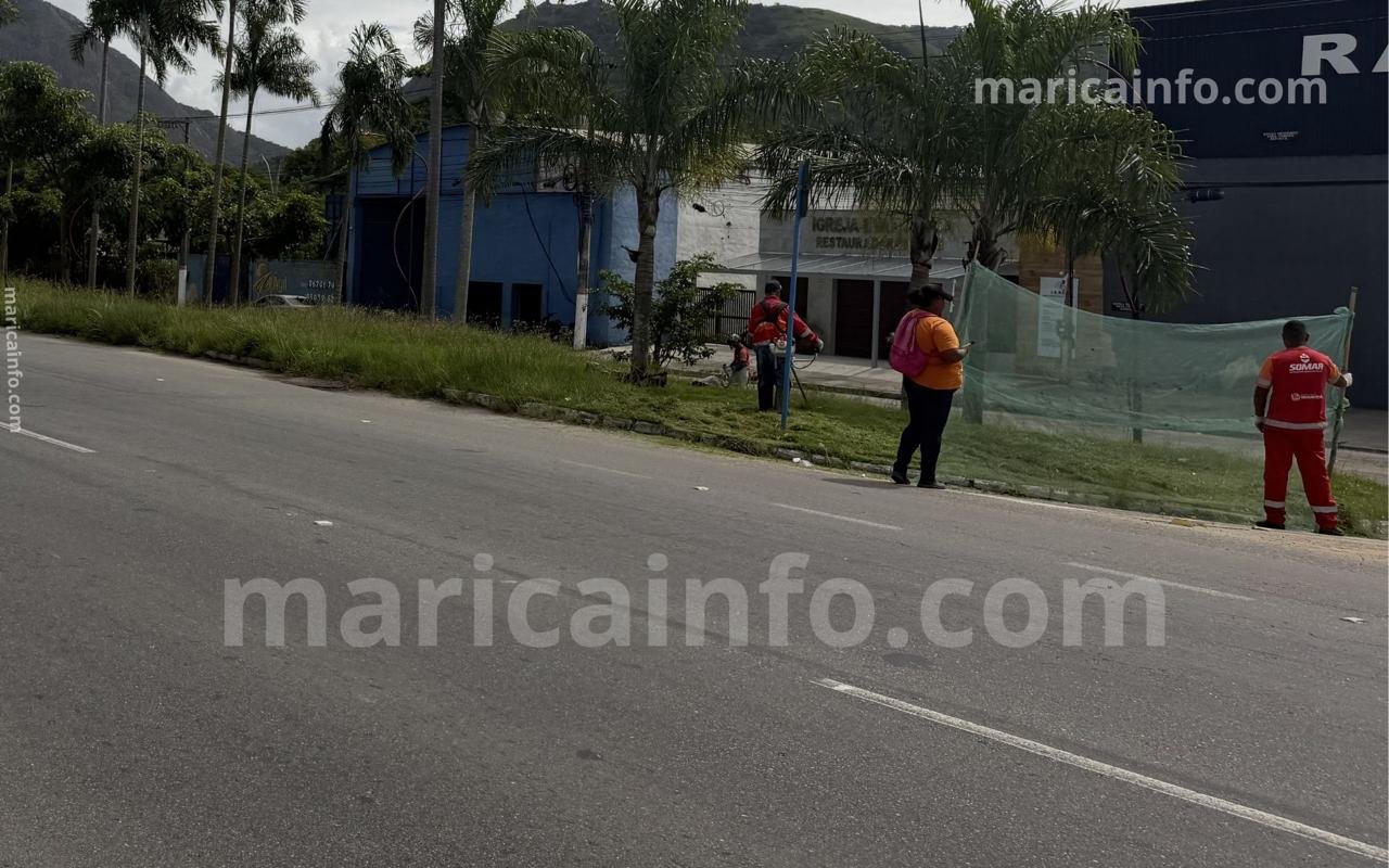 Maricá: Após Quaquá ameaçar romper contrato, serviço de limpeza reaparece na RJ-106 1 servico de limpeza