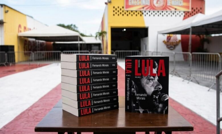 Maricá recebe lançamento de “Lula – Volume 2” com presença de Fernando Morais 14 IMG 0434