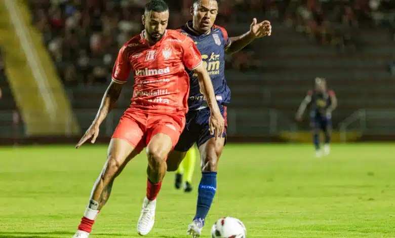 Maricá FC é derrotado pelo Noroeste, mas segue no G-4 da Série D do Campeonato Brasileiro 17 Marica F.C e superado pelo Noroeste mas segue no G 4 da Serie D
