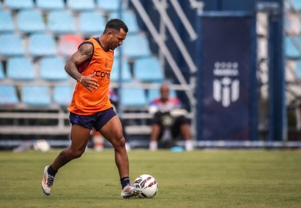 Maricá F.C encara o América-RJ em duelo direto pela liderança do Carioca A2 9 Marica F.C encara o America RJ pela lideranca do Carioca